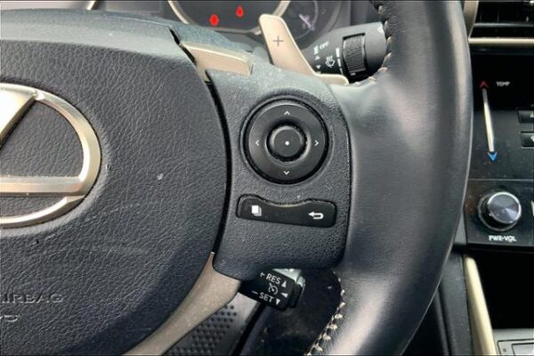 2014 Lexus IS 250 4dr Sport Sdn Auto AWD - Pre-Owned - Image 21