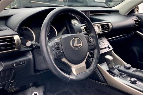 2014 Lexus IS 250 4dr Sport Sdn Auto AWD - Pre-Owned - Image 14