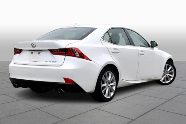 2014 Lexus IS 250 4dr Sport Sdn Auto AWD - Pre-Owned - Image 31