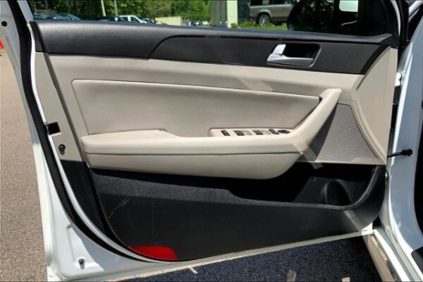 2016 Hyundai Sonata For Sale - 4dr Sdn 2.4L Sport PZEV - Pre-Owned - Image 19