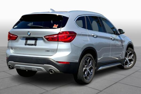 2018 BMW X1 sDrive28i Sports Activity Vehicle - Pre-Owned - Image 18