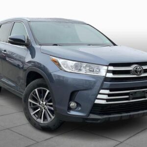 2018 Toyota Highlander XLE V6 AWD – Pre-Owned