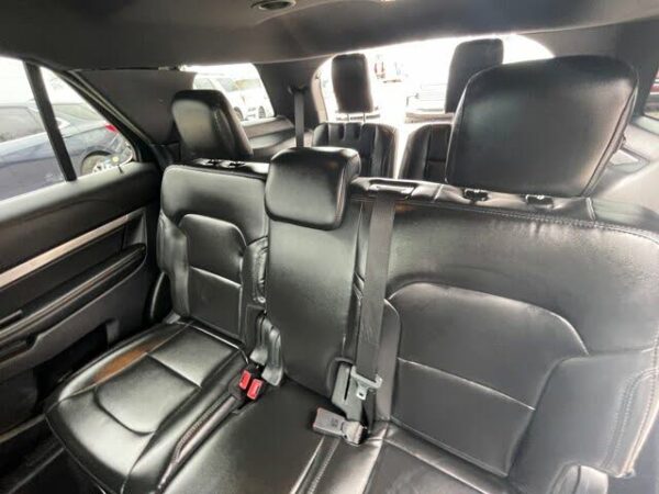 2019 Ford Explorer XLT For Sale - Image 17