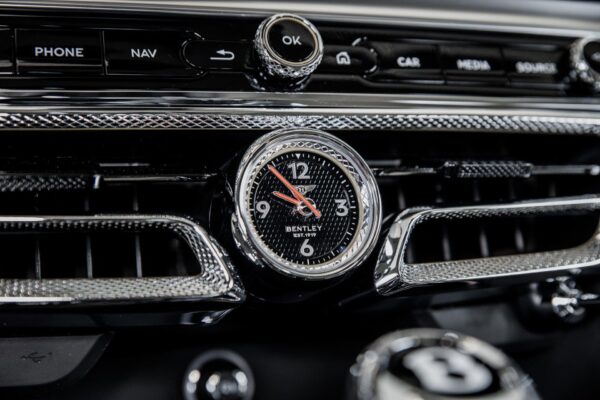 NEW 2022 BENTLEY FLYING SPUR V8 For Sale - Image 13