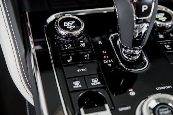 NEW 2022 BENTLEY FLYING SPUR V8 For Sale - Image 14