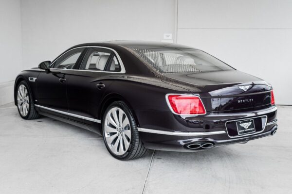 NEW 2022 BENTLEY FLYING SPUR V8 For Sale - Image 5