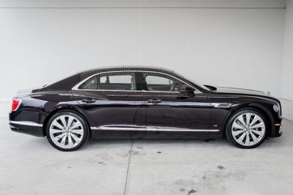 NEW 2022 BENTLEY FLYING SPUR V8 For Sale - Image 6