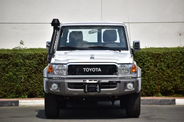 2022 TOYOTA LC 76 HARDTOP LIMITED V6 4.0L PETROL 5 SEATER MT - Image 2