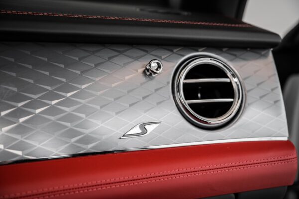 NEW 2023 BENTLEY BENTAYGA S For Sale - Image 33