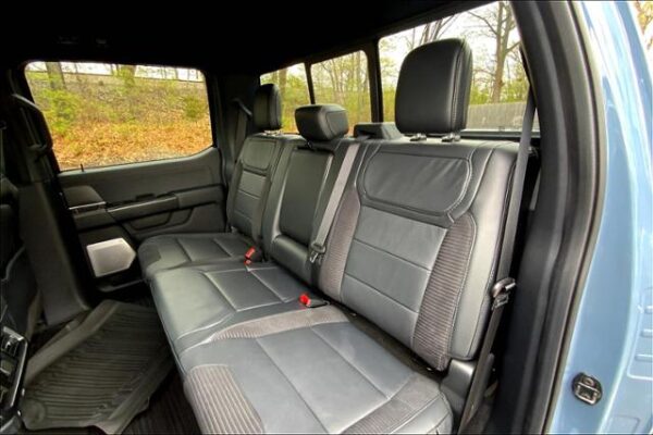 2023 Ford F-150 Raptor 4WD SuperCrew 5.5' Box - Pre-Owned - Image 16