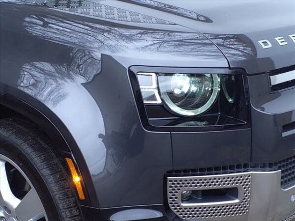 2023 Land Rover Defender SE For Sale - Image 21