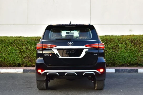 2023 TOYOTA FORTUNER VXR LIMITED FOR SALE - V6 4.0L PETROL AUTOMATIC - Image 7