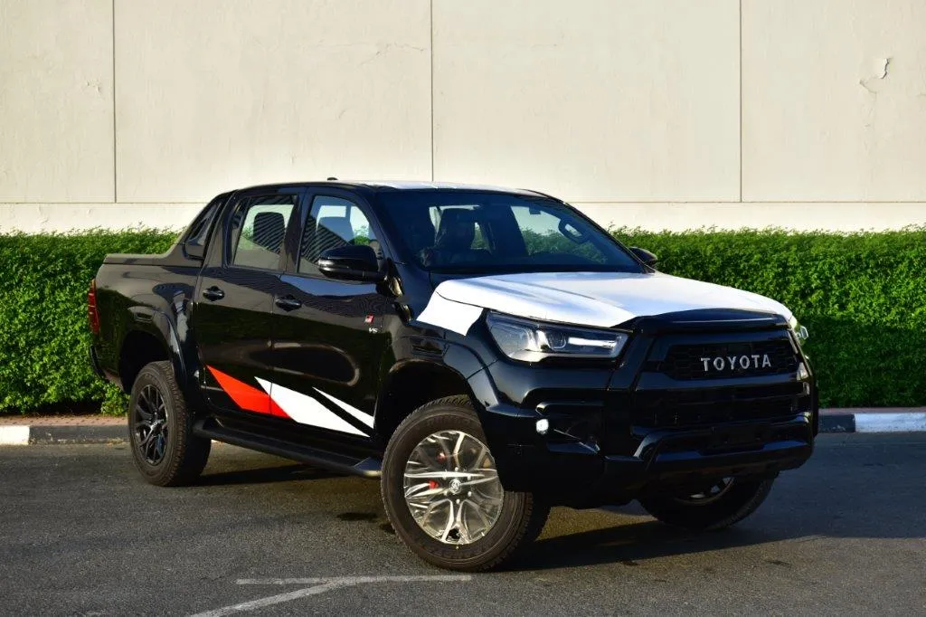 TOYOTA HILUX DOUBLE CAB PICKUP GR-SPORT