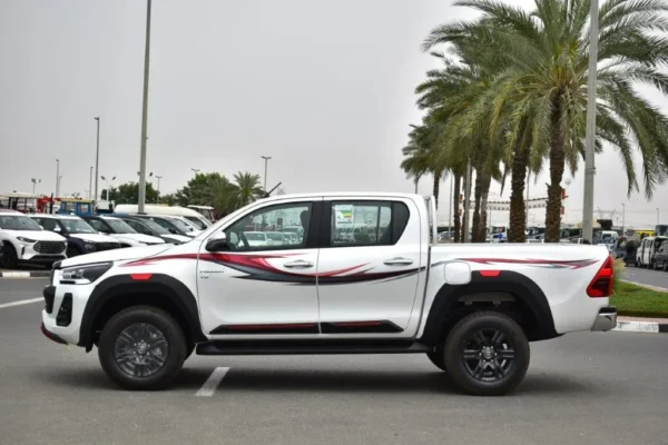 2023 TOYOTA HILUX VX V6 4.0L PETROL DOUBLE CAB PICKUP 4WD AT - Image 6