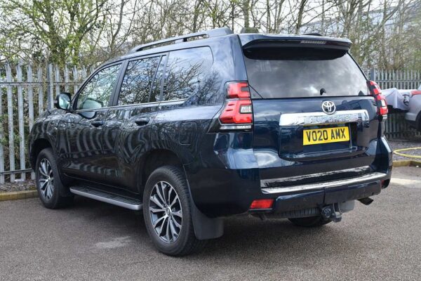 Toyota Land Cruiser Diesel Sw 2.8 D-4D Invincible Auto 7 Seats - Image 8