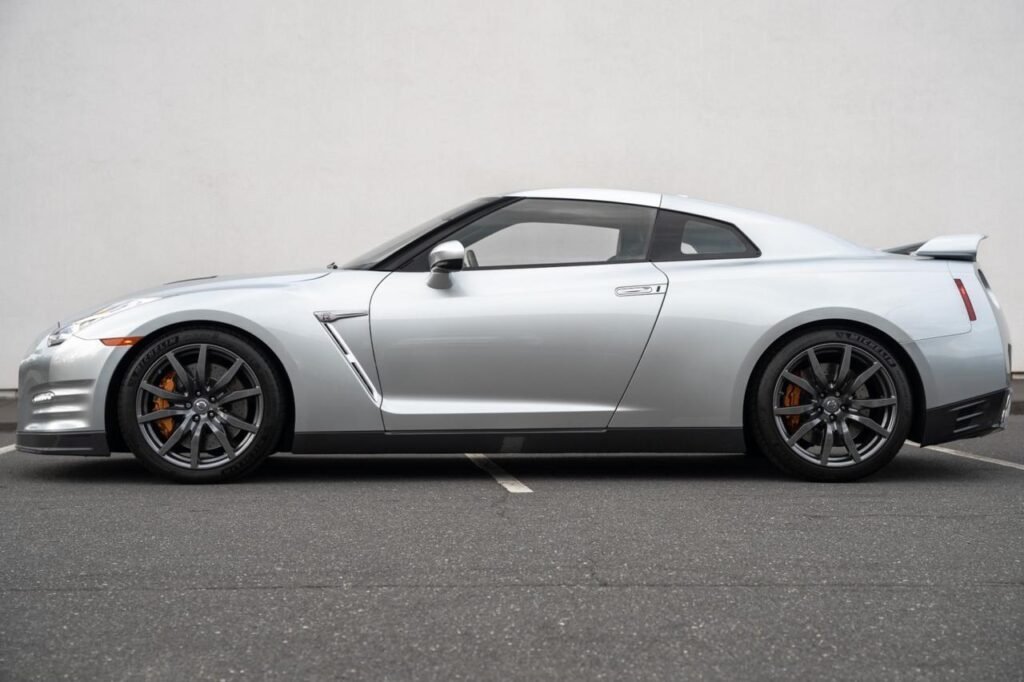 2015 Nissan GT-R Premium For Sale