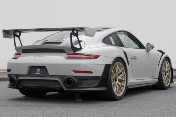 2018 Porsche 911 GT2 RS For sale - Image 7