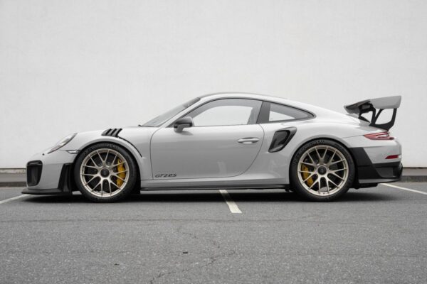 2018 Porsche 911 GT2 RS For sale - Image 5