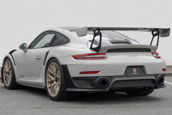 2018 Porsche 911 GT2 RS For sale - Image 6