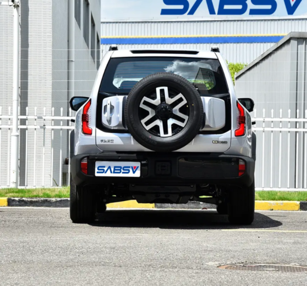 Deep Blue G318 Electric SUV 4WD New Energy Vehicle with Extended Range Hybrid 4 Seats and Deep Blue Paint - Image 3