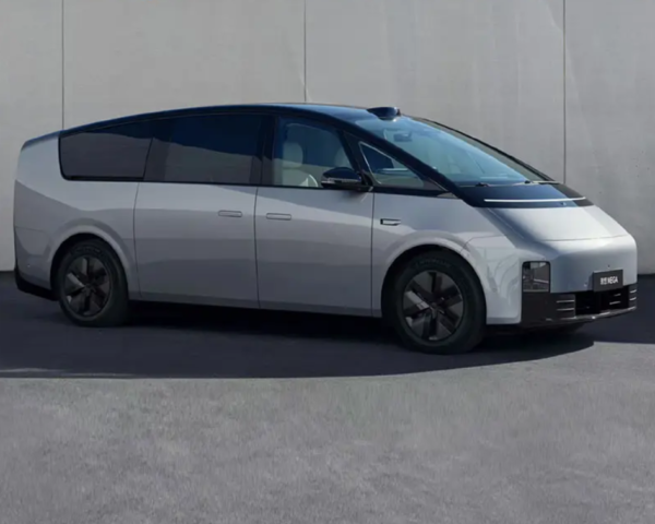 New Cars Lixiang MEGA Luxury Electric Car Well-design Large MPV for Family New Energy Vehicles 7 Seats on Pre-Sell