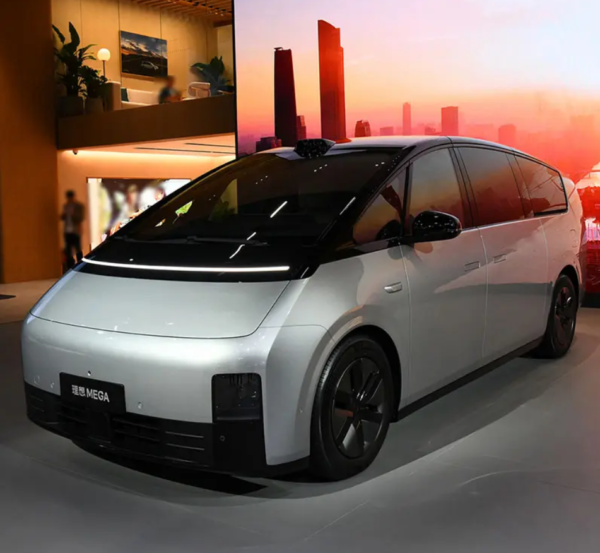 New Cars Lixiang MEGA Luxury Electric Car Well-design Large MPV for Family New Energy Vehicles 7 Seats on Pre-Sell - Image 2