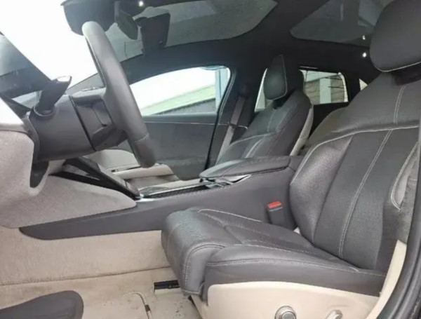 2022 Lucid Air Dream Edition Luxury Electric Car Fairly Used Automatic Gearbox AWD Drive Leather Seats Panoramic Dark R17 - Image 3