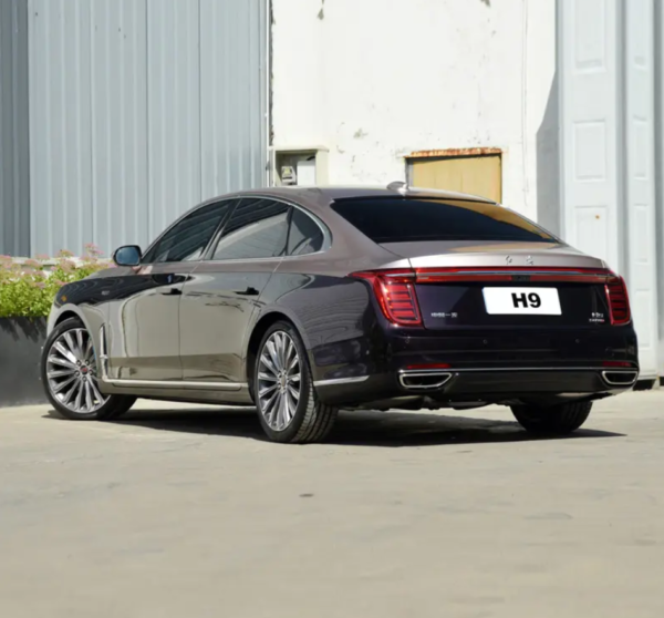 Wholesale Chinese Luxury Car 2024-2022 Hongqi H9 4/5 Seats 1.8T 2.0T 2.5T 3.0T Gasoline Car Hongqi H9 New Car - Image 5