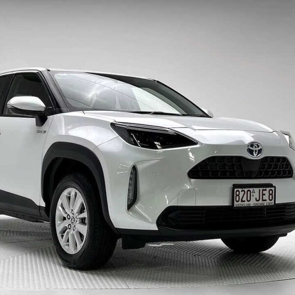 2023 Toyota Yaris Cross Limited 1.5P Hybrid SUV Used