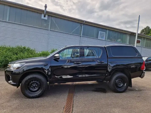 Toyota Hilux D-4D 4x4 Double Cab Duty - Image 15