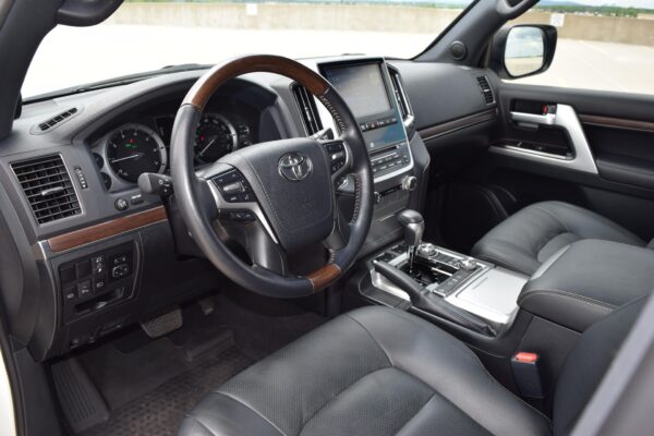 2020 Toyota Land Cruiser Heritage Edition - Image 10