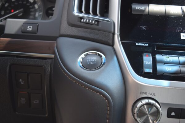 2020 Toyota Land Cruiser Heritage Edition - Image 4