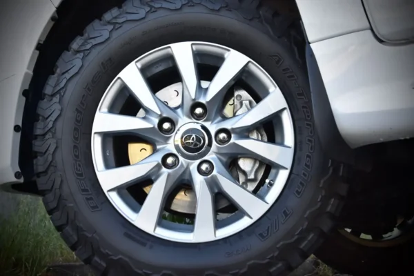 Toyota Land Cruiser V8 Panzer Armoured VR7/B6 - Image 9