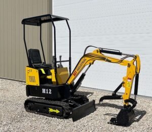 H12 mini excavator